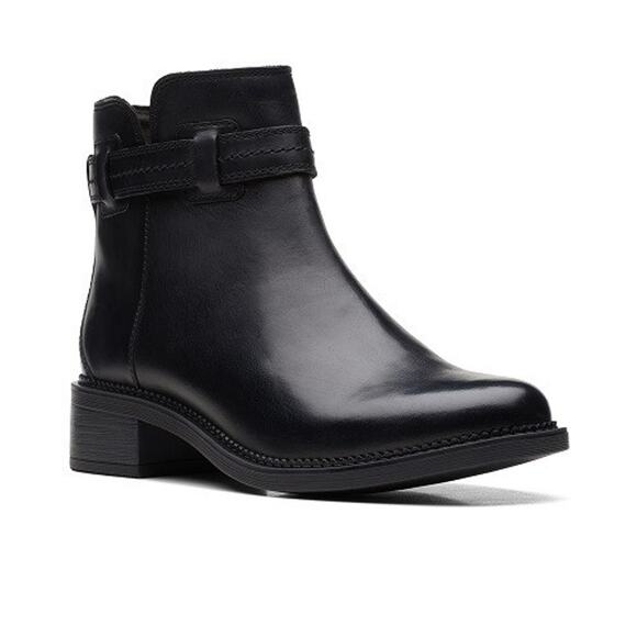Clarks Women's Maye Ease perfect choice Boots, Black Leather Size 8W - Picture 1 of 4